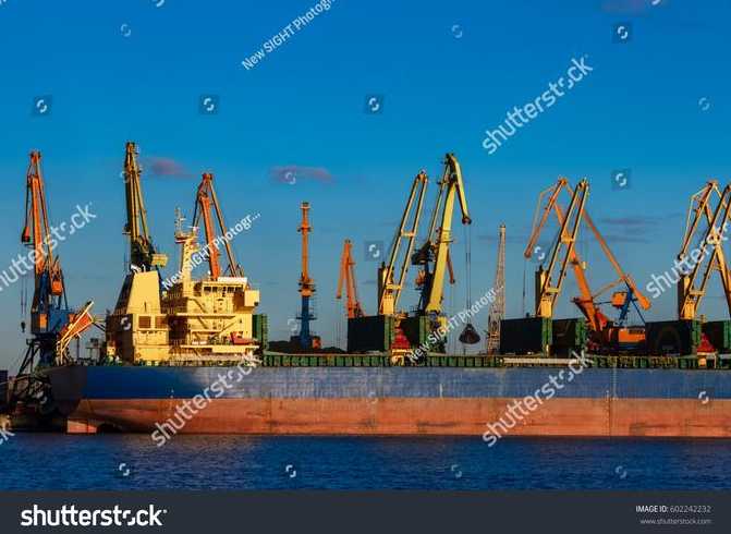 port（port of loading）